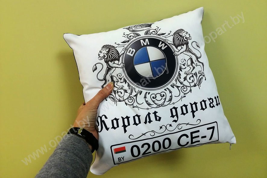 Нанесение логотипа, фото на подушки